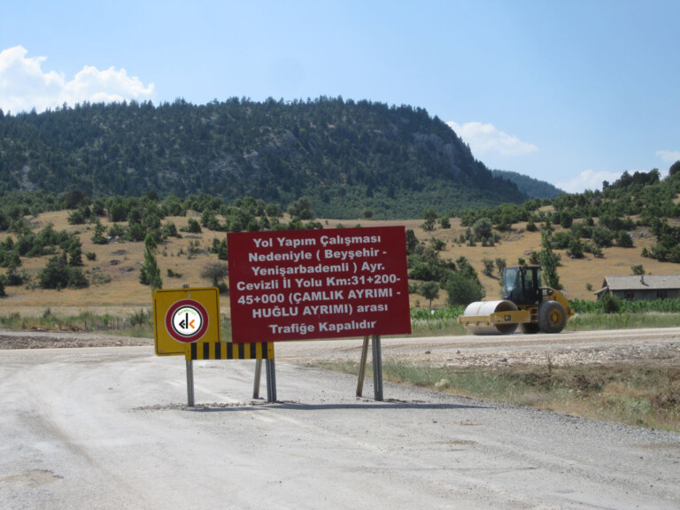 Huğlu – Çamlık yolu ulaşıma kapandı
