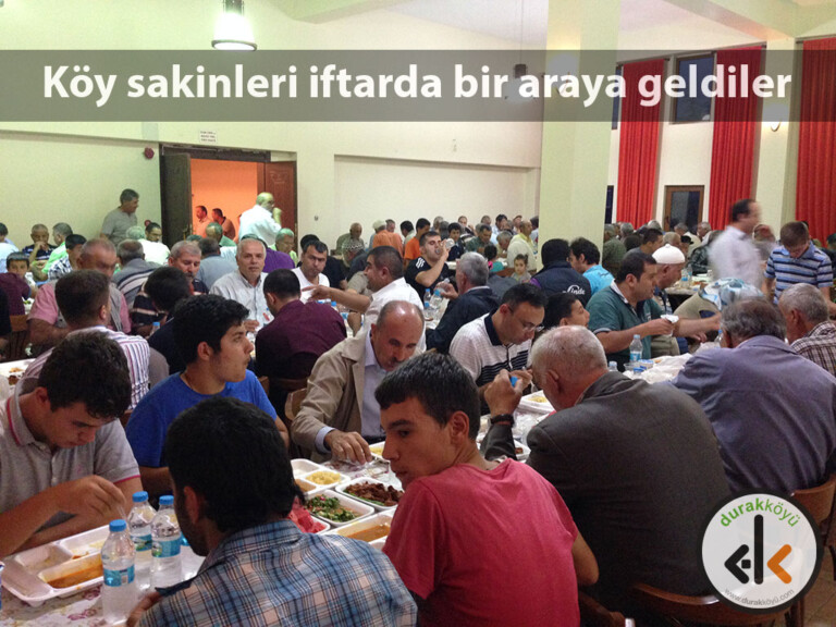 Köy sakinleri iftarda bir araya geldiler