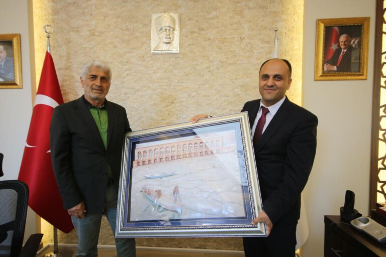 Ali Akkanat, Başkan Özaltun’u Ziyaret Etti