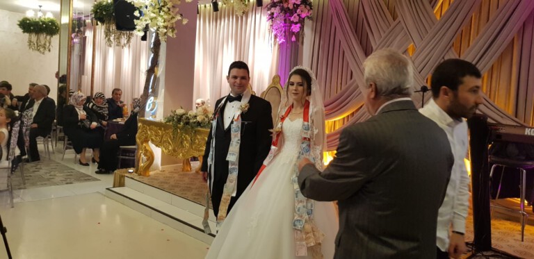 Erkök ve Öztoprak ailelerinin mutlu günleri