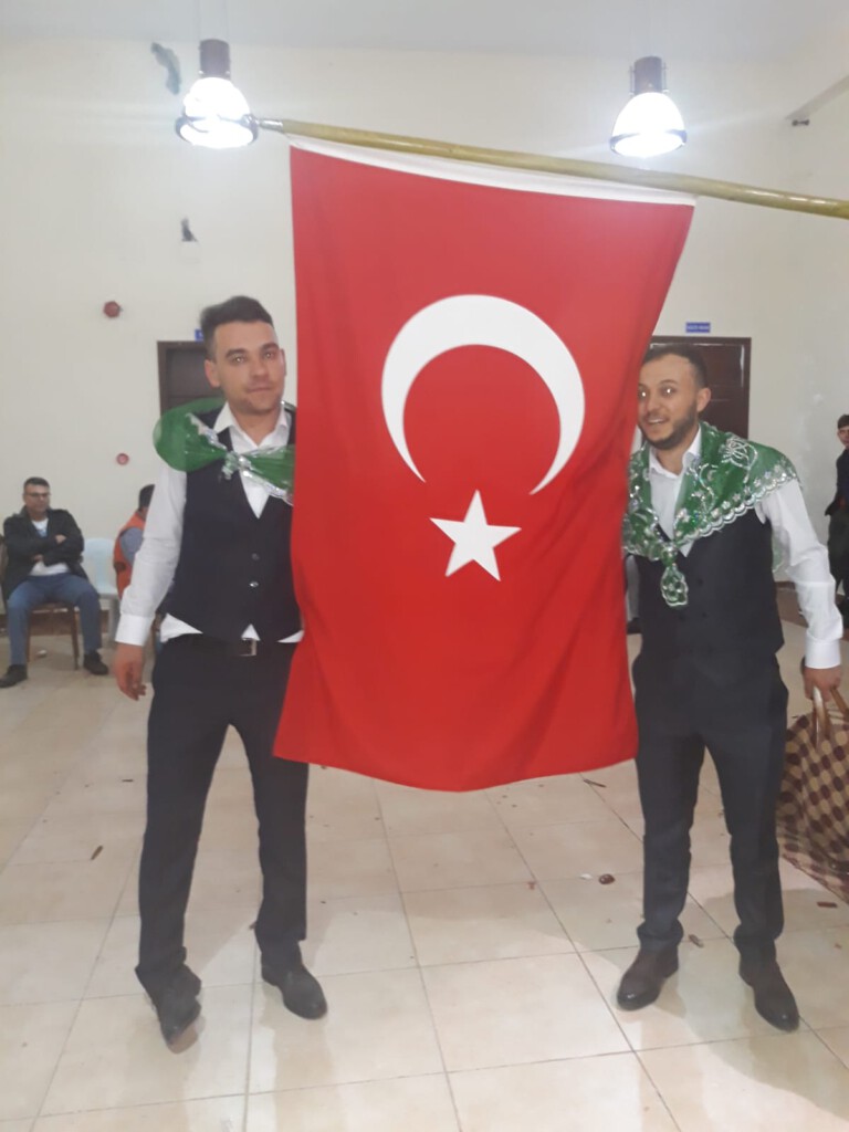 Askerlerimiz birliklerine teslim oldular