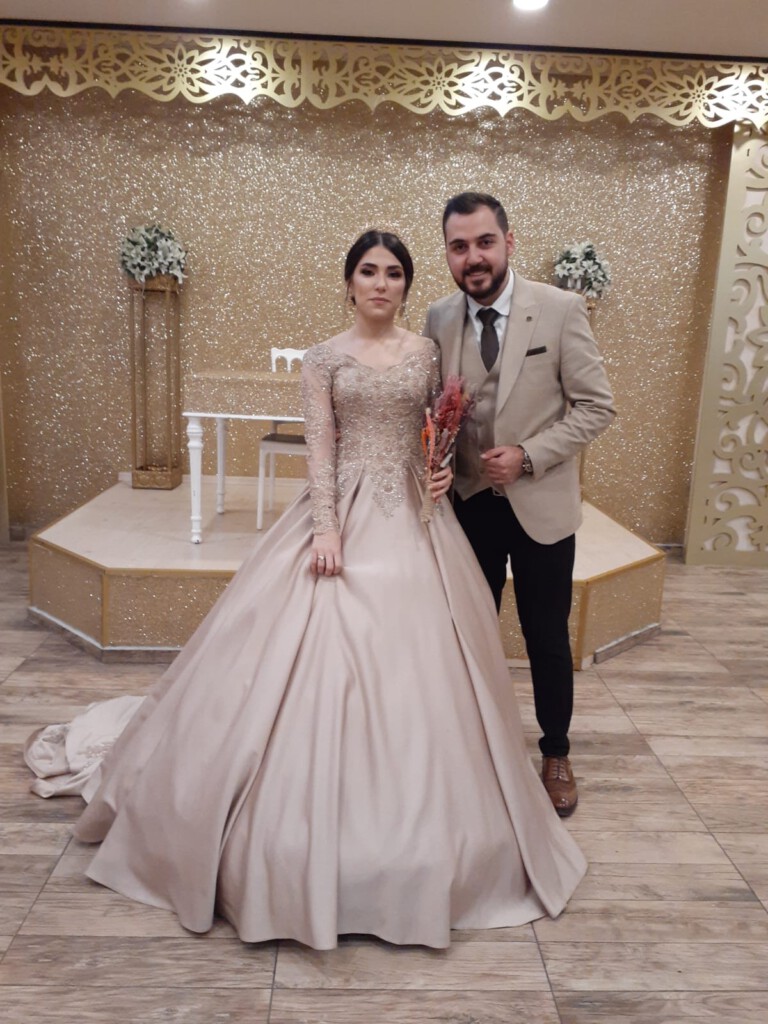 Abdullah Koçak ile Tuğba Ak nişanlandılar