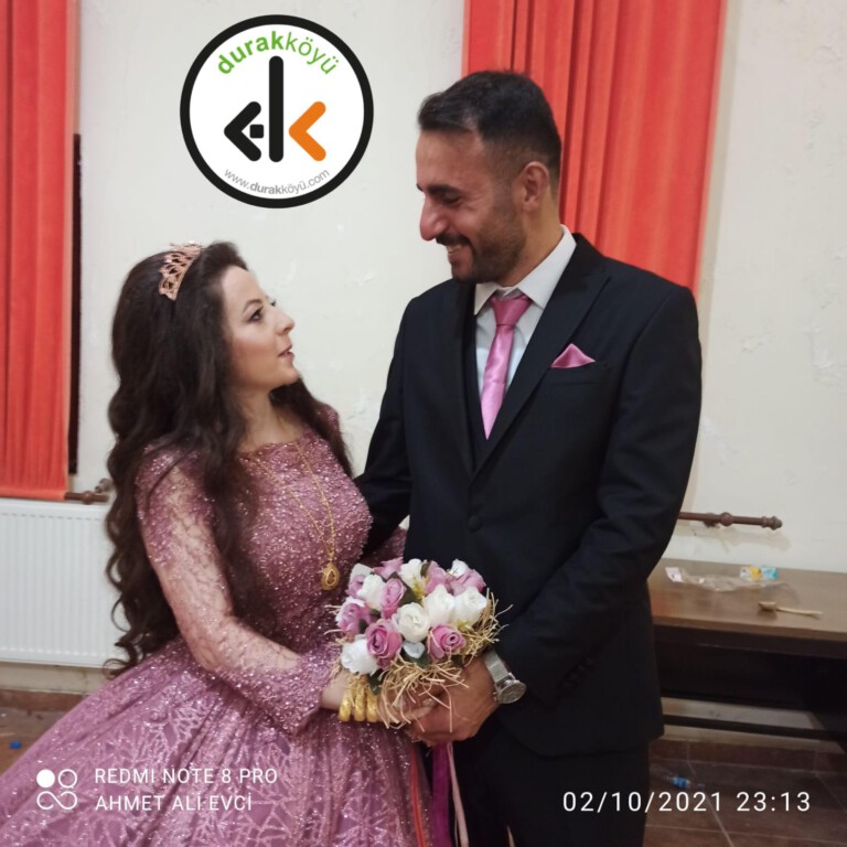 Hanim Gürbüz ile Okan Taşdelen nişanlandılar