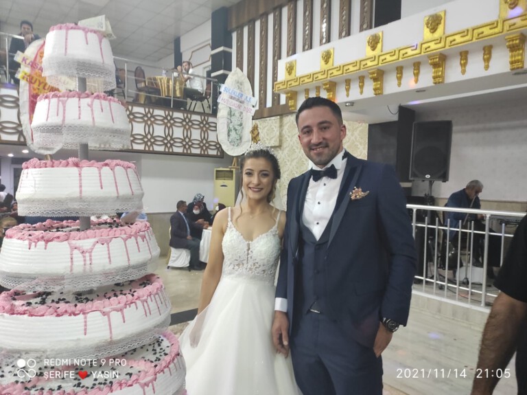 Rukiye Arıkan ile Mustafa Emre Çiçek evlendiler