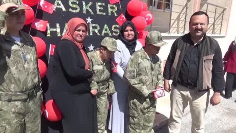 Beyşehir’de engelli gençler için asker eğlencesi düzenlendi