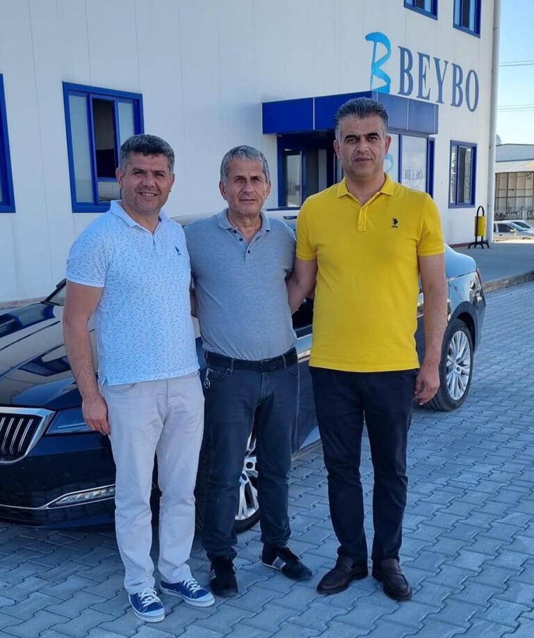 Derebucak Belediye Başkanından Beybo Tekstile ziyaret