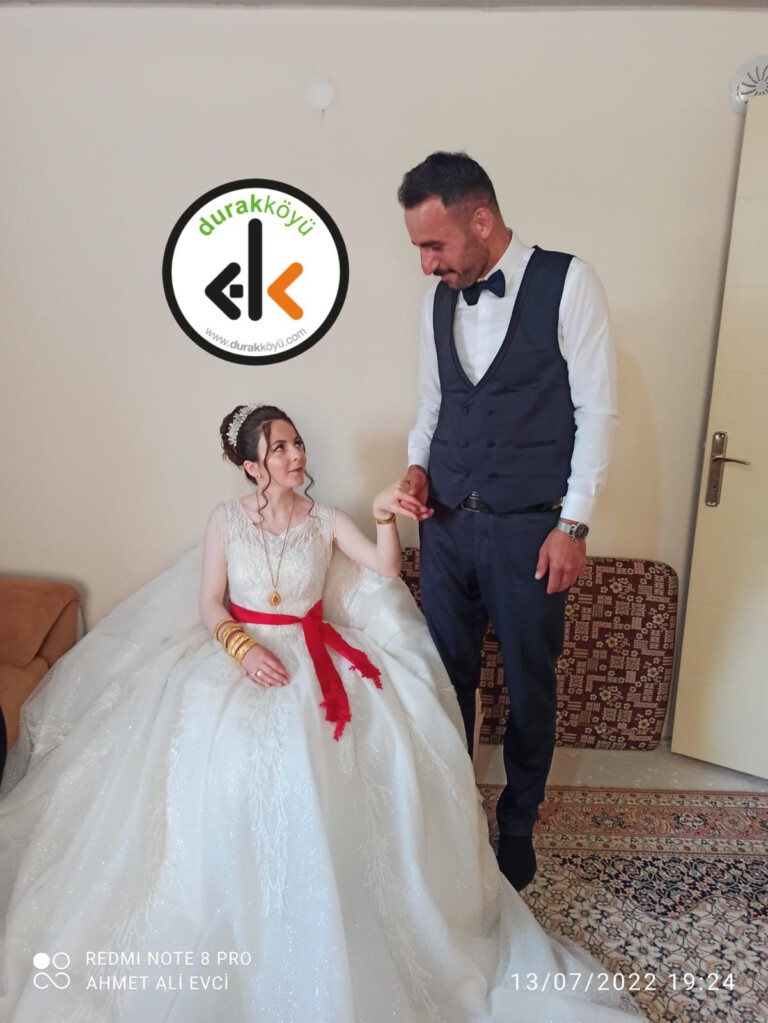 Hanim Gürbüz ile Okan Taşdelen evlendiler