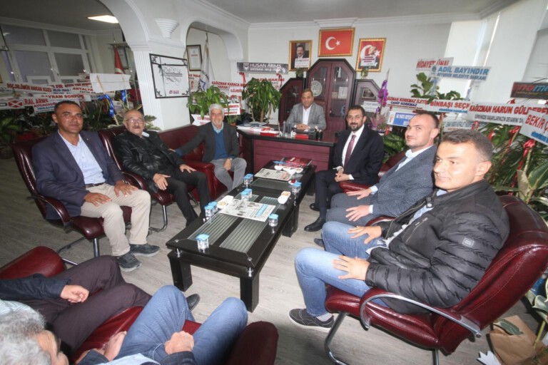 Başdanışman Akış ve İş Adamı Ali Akkanat, Beyşehir Ticaret ve Sanayi ile Esnaf Odasını Ziyaret Etti