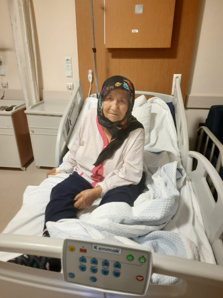 Emine Bal hastanede tedavi altına alınmıştır