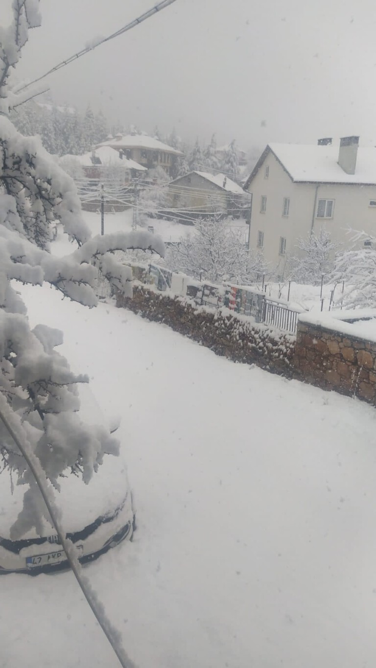 13 Mart 2023 “Köyümüzde kar yağışı” (Foto Albümlü)