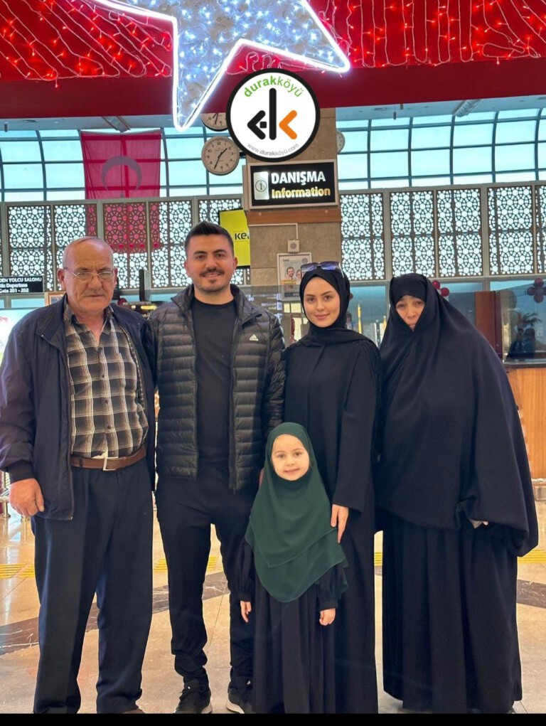 Cansu ve Ömer Yıldız Umre’ye uğurlandılar