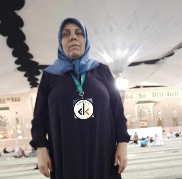 Muradiye Taşdelen Umre’ye gitti