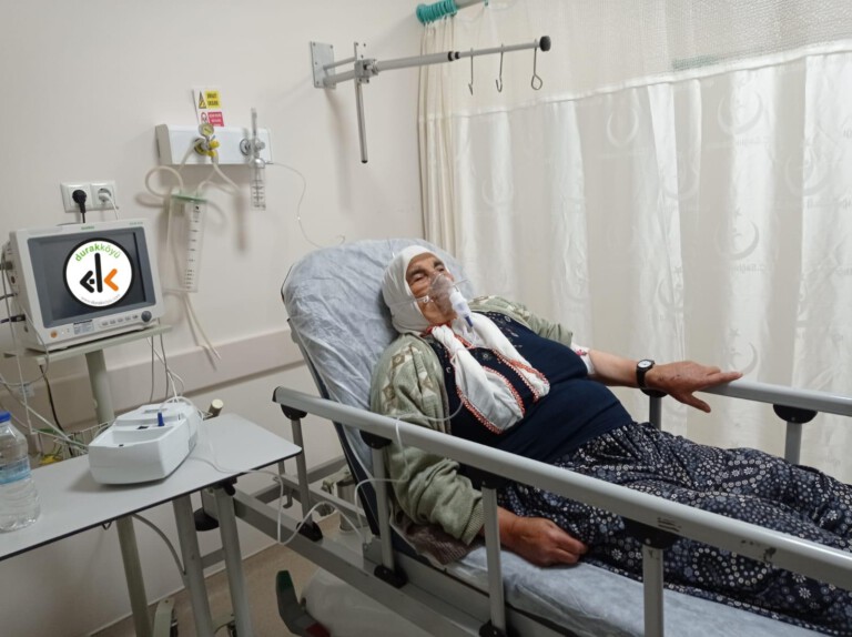 Rukiye teyze hastaneye kaldırıldı