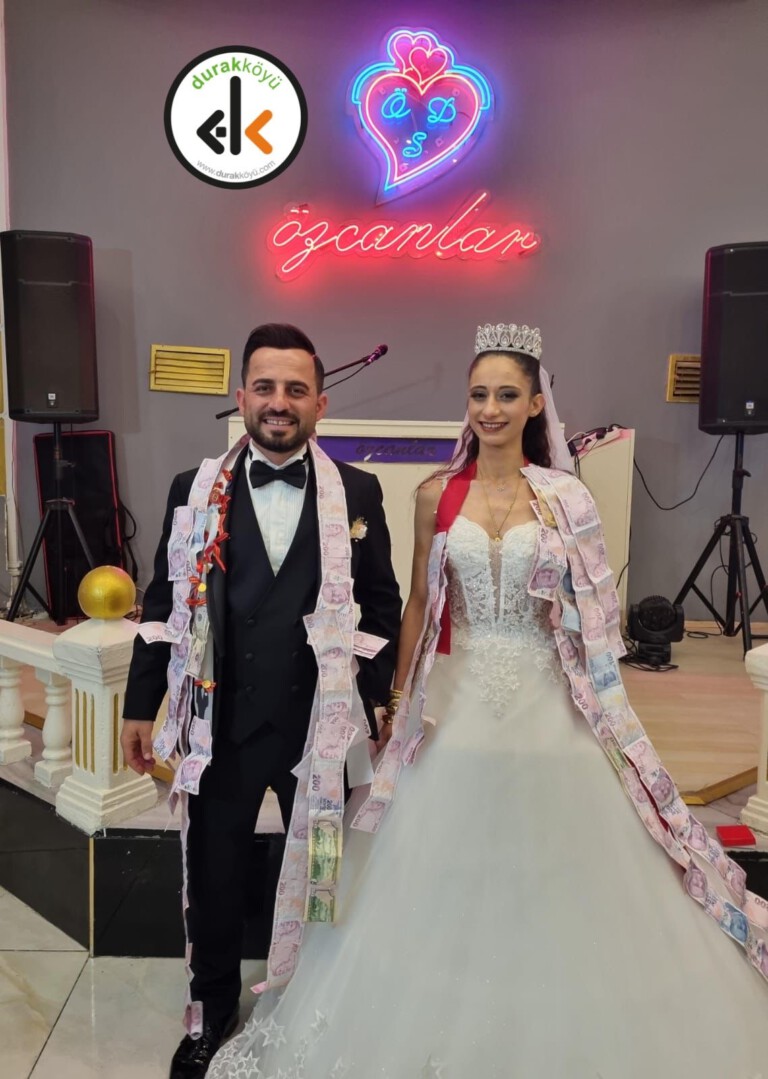 Mehmet ile Dilan evlendiler