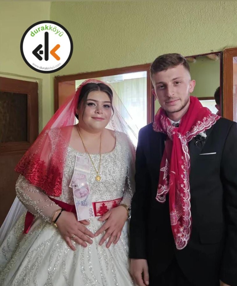 Sıla ve Emre Hayatlarını Birleştirdi